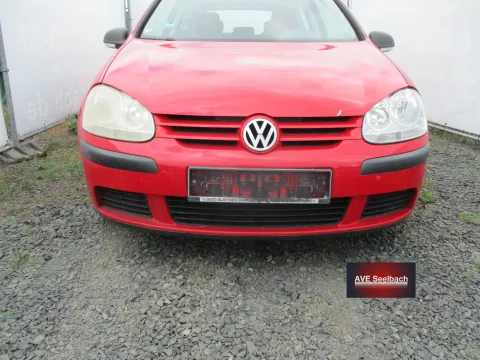 Background image for VW Golf 5 Stoßstange vorne Bj 2006 LY3D Tornadorot