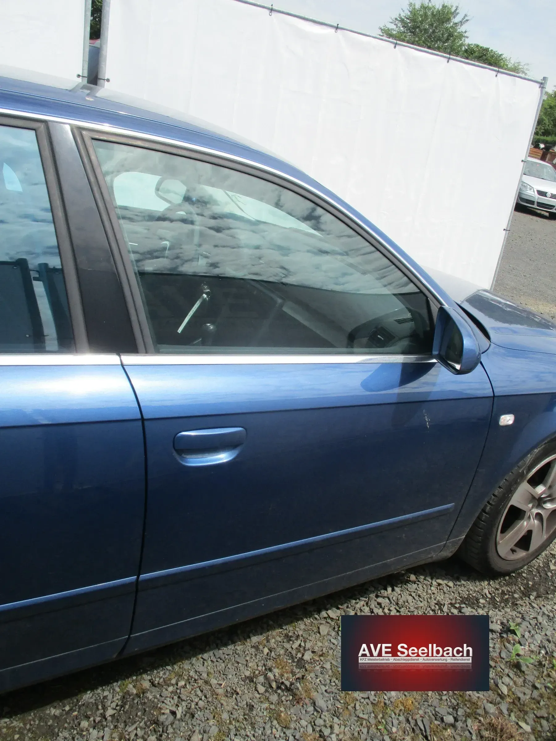 Audi A4 8E B7 Tür vorne rechts Bj 2005 LZ5C Mauritiusblau Blau - Bild 1