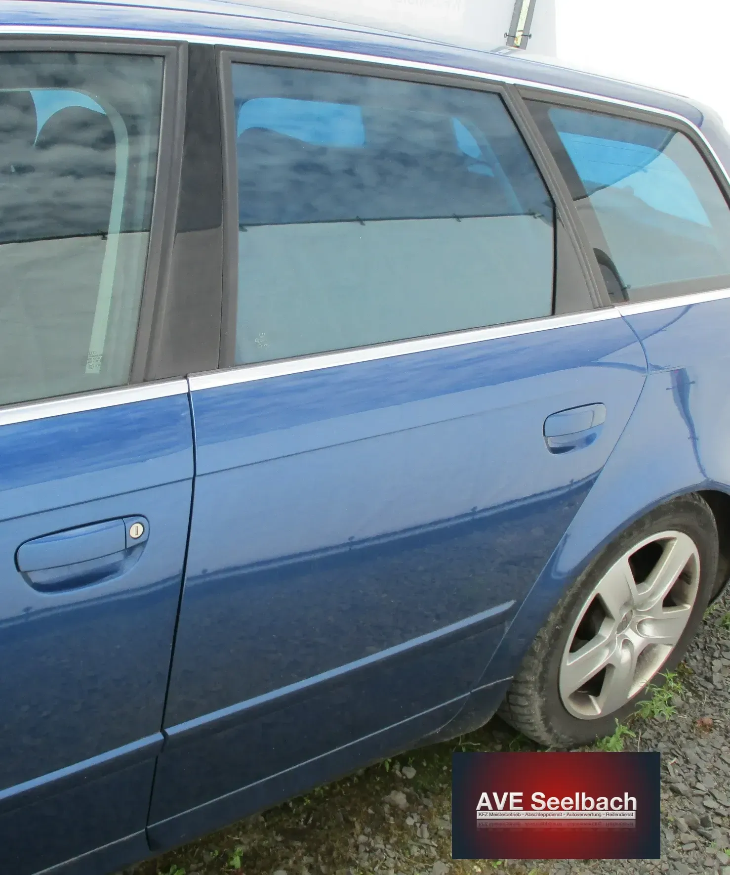 Audi A4 8E B7 Tür hinten links Bj 2005 LZ5C Mauritiusblau Blau - Bild 1