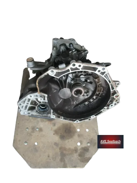 Background image for Opel Corsa D Getriebe Bj 2009 1,2l 55kW F13 55561901