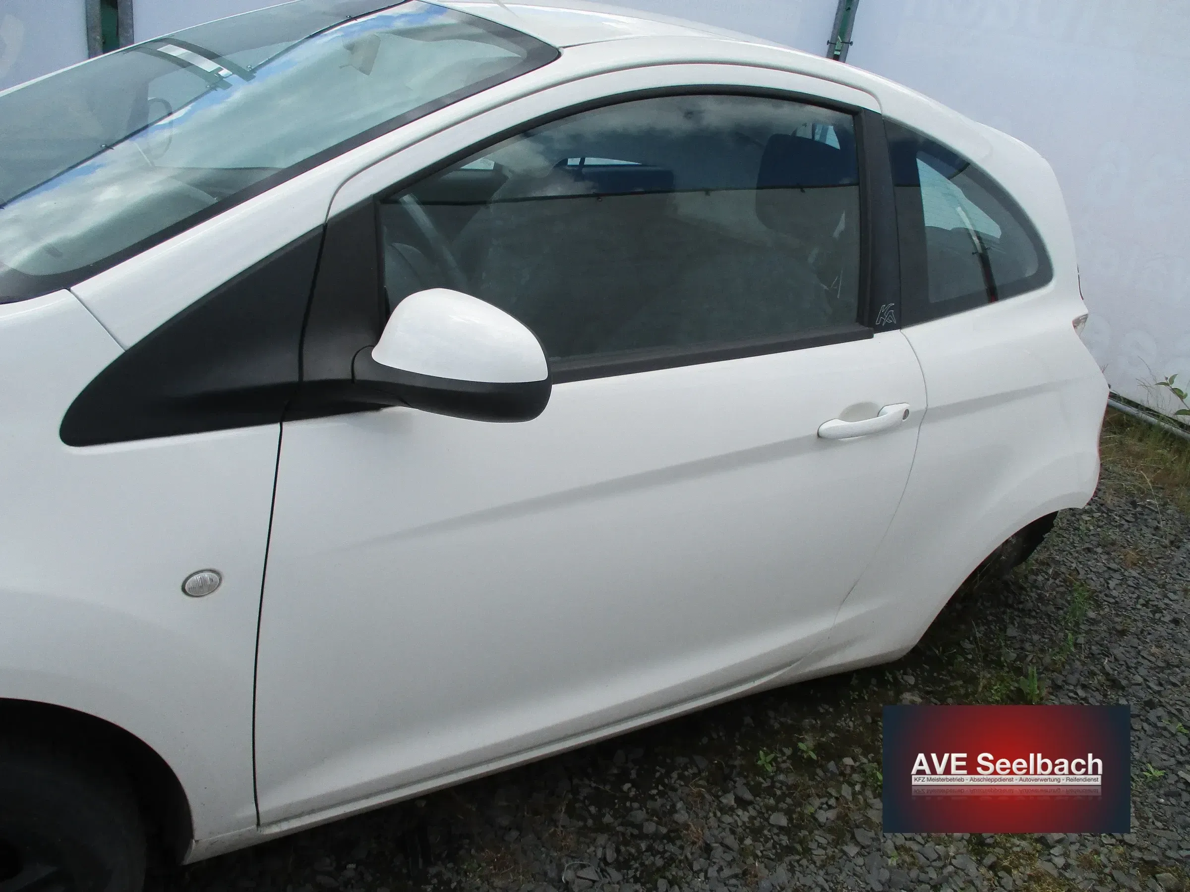 Ford KA RU8 Tür links Bj 2009 Crystel Weiß - Bild 1